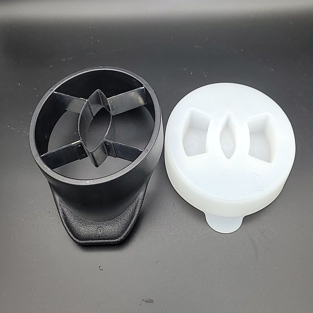 Pampered Chef Mango Wedger with Blade Guard Cover #2418 Corer Cutter - Picture 2 of 3